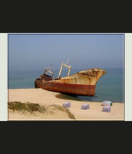 Sur une plage d'Alg&eacute;rie