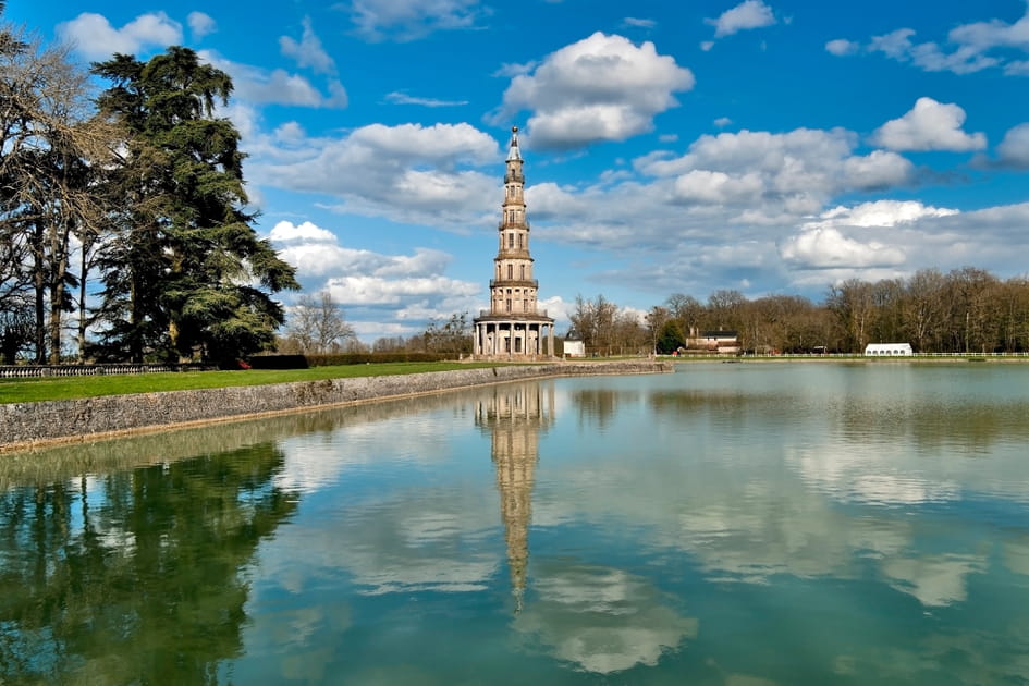 Une pagode d'inspiration chinoise dans le Val de Loire
