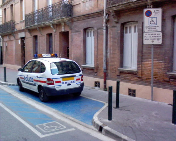 Stationnement handicapé