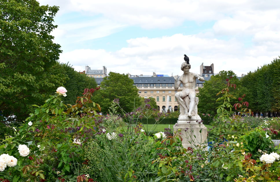 Le jardin du Palais-Royal, un jardin cach&eacute; au coeur de Paris