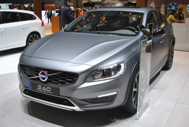 Volvo S60 CrossCountry : la S60 en version baroudeur