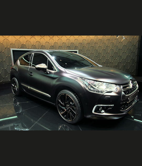 Citro&euml;n DS4&nbsp;Purple&nbsp;: &eacute;tude de style