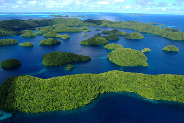 Les îles Chelbacheb des Palaos
