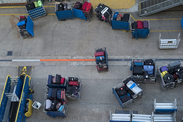 Inspection des bagages en soute