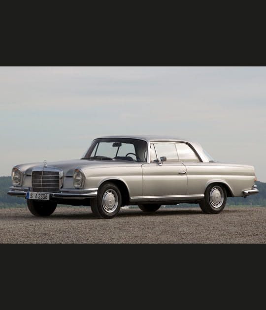 Mercedes-Benz 220&nbsp;SE (W 111)