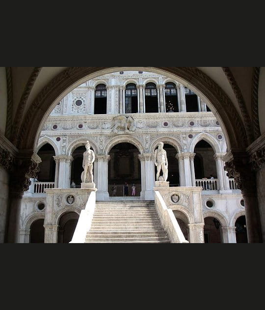 Les statues du palais des Doges