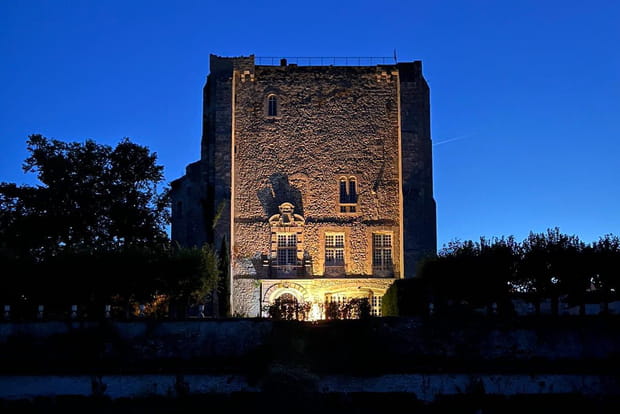 Concert à la bougie au donjon de Moret-sur-Loing