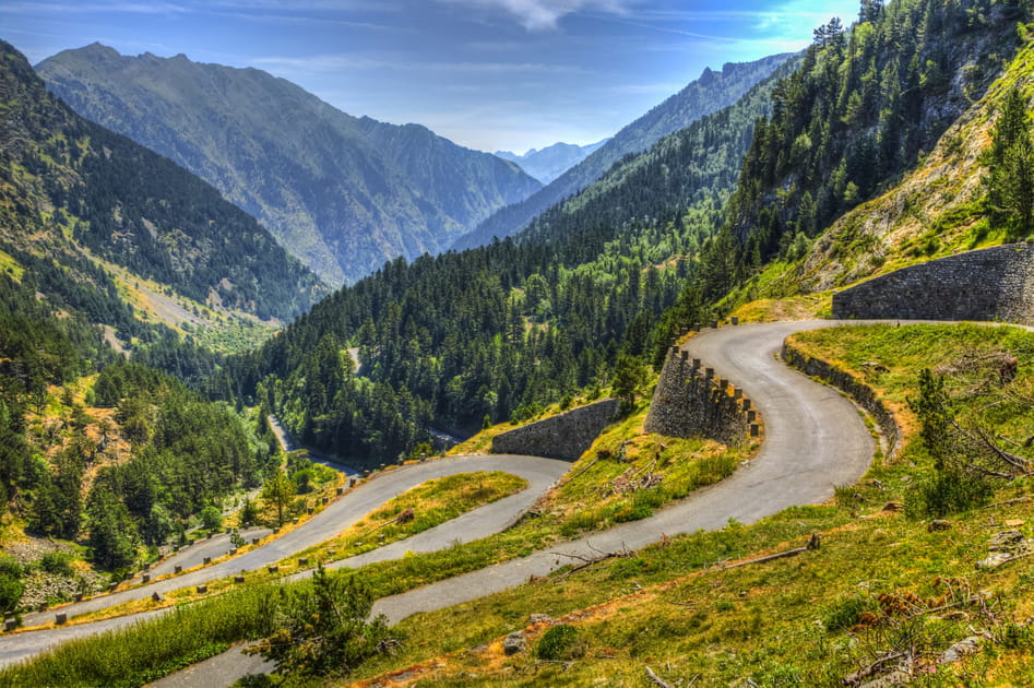 La route des lacs du massif du N&eacute;ouvielle