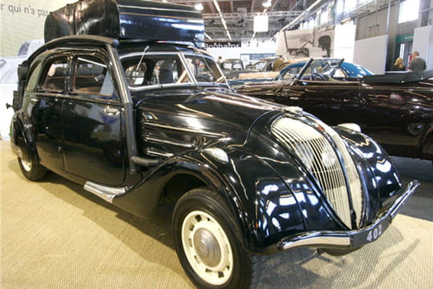 Peugeot 402 B gazogène