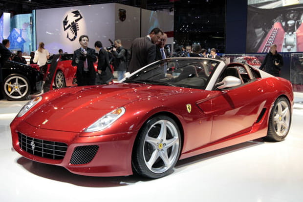 Ferrari SA Aperta : la 599 GTO cabriolet