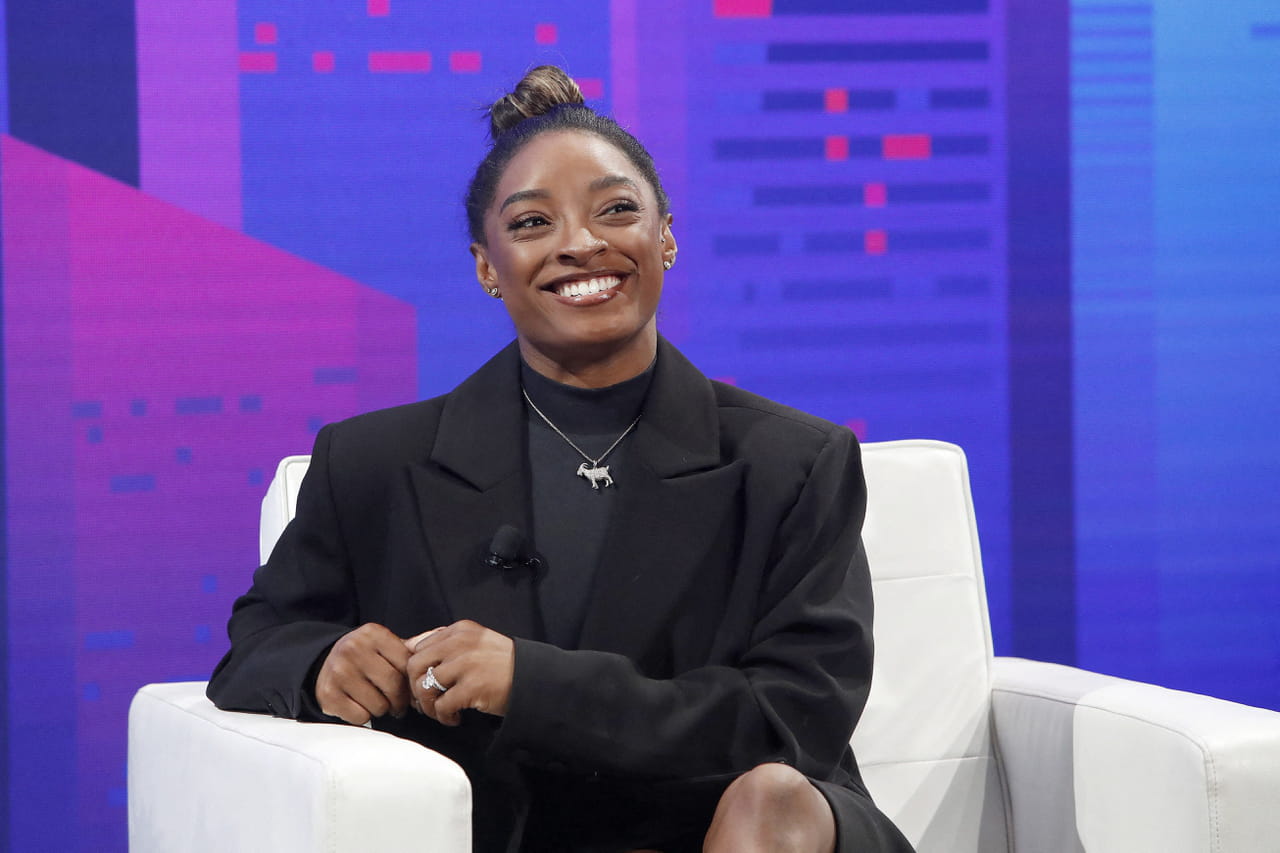 Simone Biles : "J'ai fait trois chirurgies esthétiques, et il y a deux d'entre elles que vous ne pourriez jamais deviner"