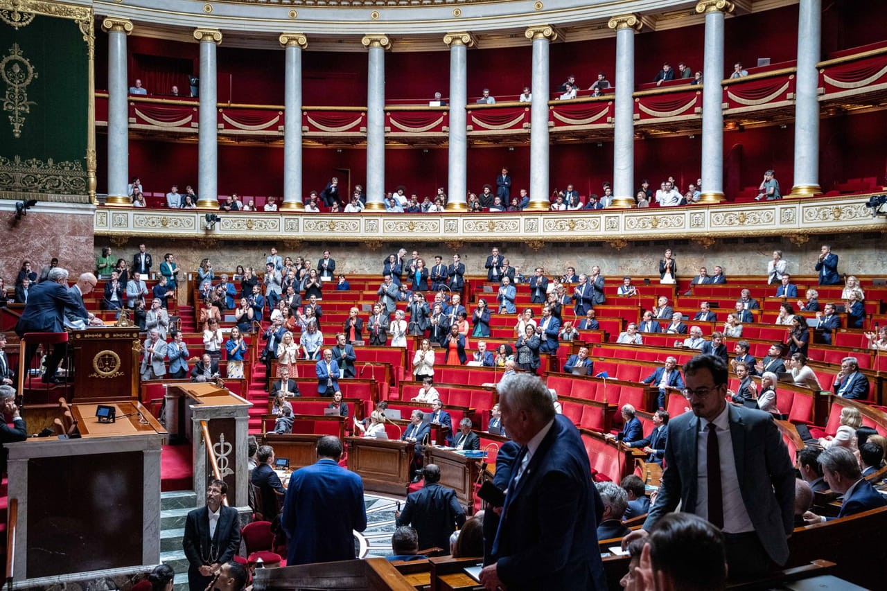 Elections législatives 2025 : des dates déjà dévoilées, quels résultats en cas de dissolution ?