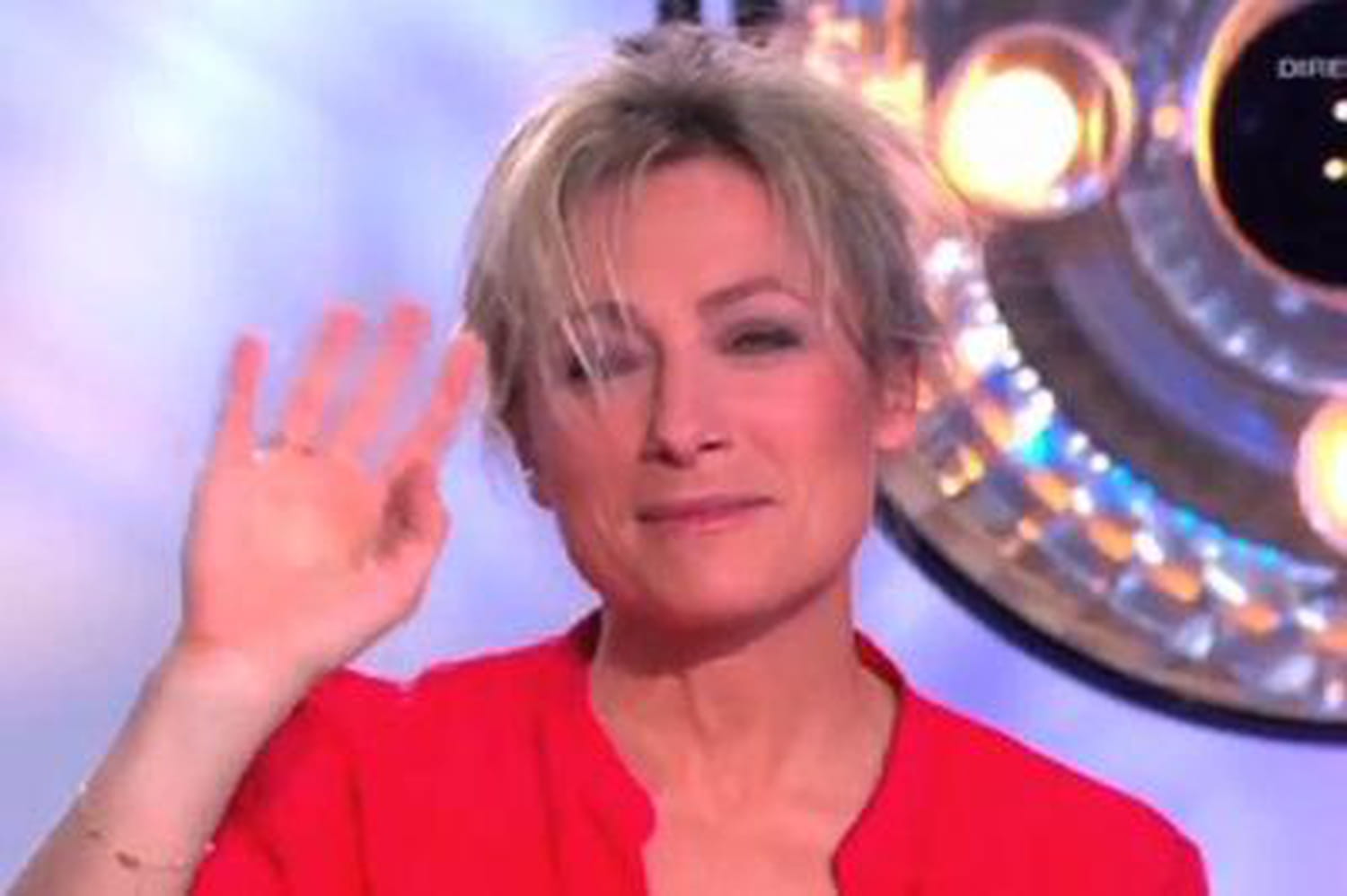 Zapping TV : Anne-Sophie Lapix recoiffée !