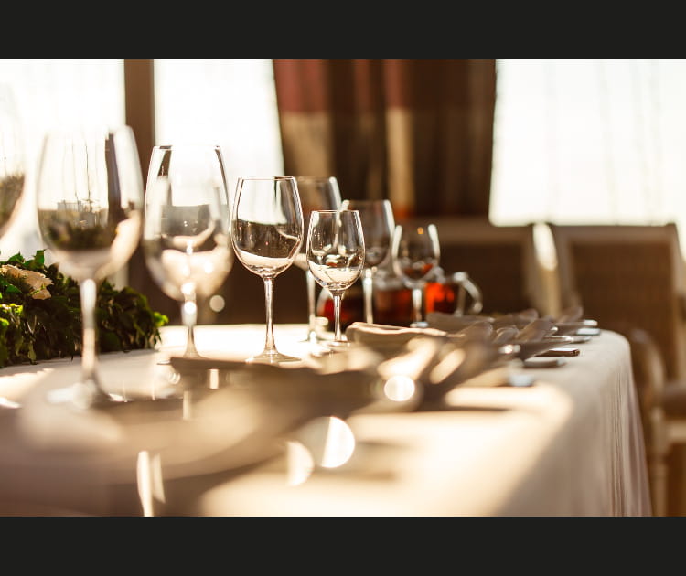 Une table pour 100 !
