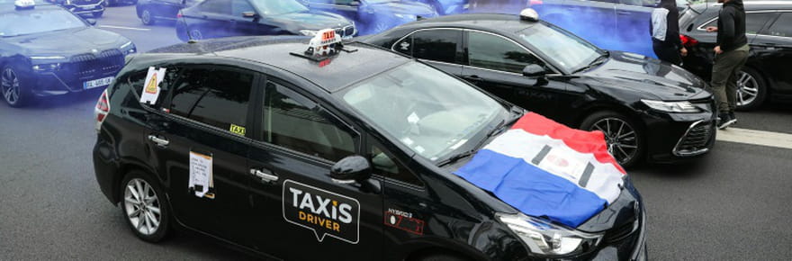 Les taxis obtiennent une r&eacute;union samedi au minist&egrave;re des Transport en pr&eacute;sence de Fran&ccedil;ois Bayrou