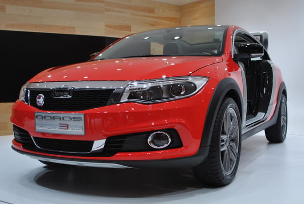 Qoros 3 City SUV : le crossover urbain paré pour les villes européennes
