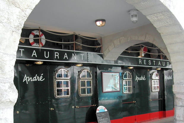 Les rues à arcades de La Rochelle