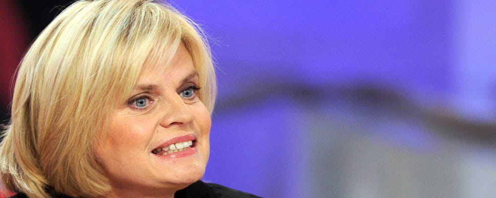 Isabelle Nanty Films Et Programmes Tv Munch : bientôt une saison 3 avec Isabelle Nanty dans la suite sur TF1