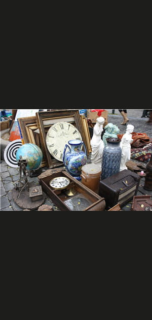 Acheter dans un vide-grenier