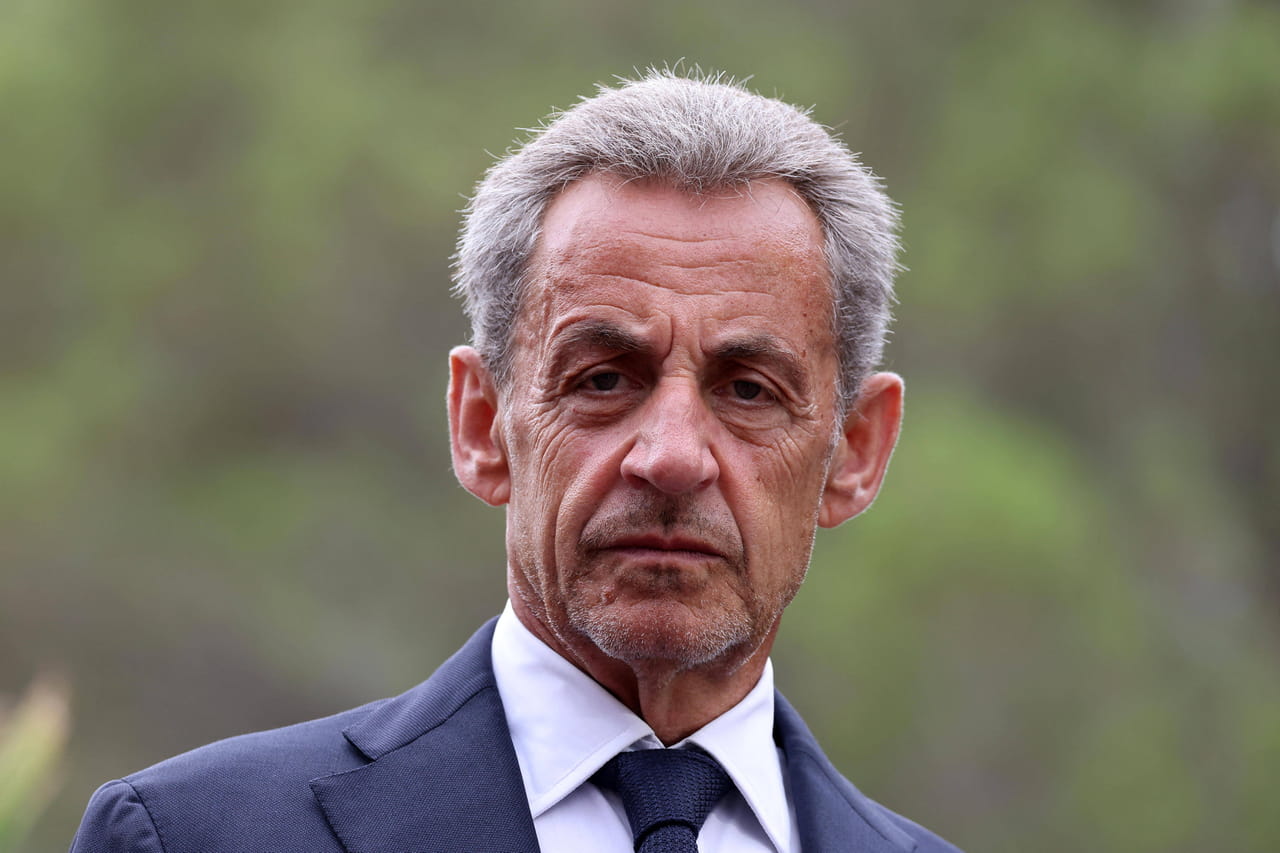Nicolas Sarkozy en prison, en directÂ : Ã  quelle heure est-il incarcÃ©rÃ© ce mardiÂ ? Un...