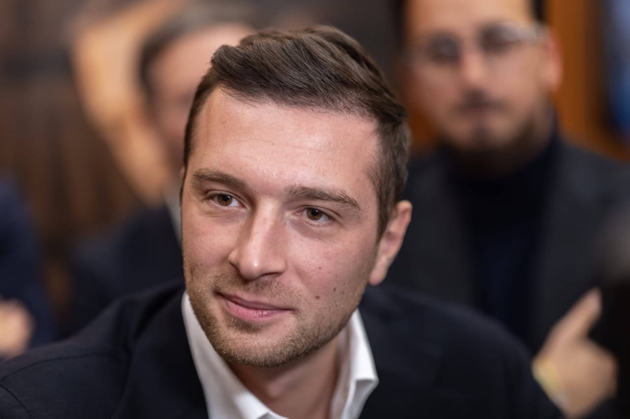 Élection présidentielle 2027 : un sondage donne Bardella vainqueur, mais une donnée cruciale passe inaperçue