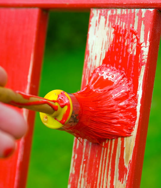 Peindre son mobilier de jardin en bois