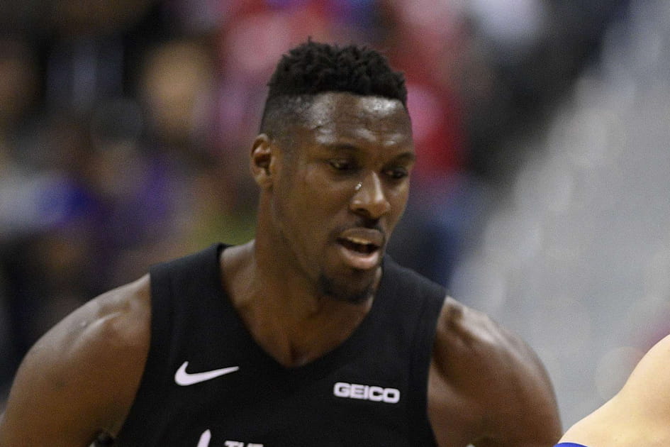 11e - Ian Mahinmi (basket)&nbsp;: 14,1&nbsp;millions d'euros par an