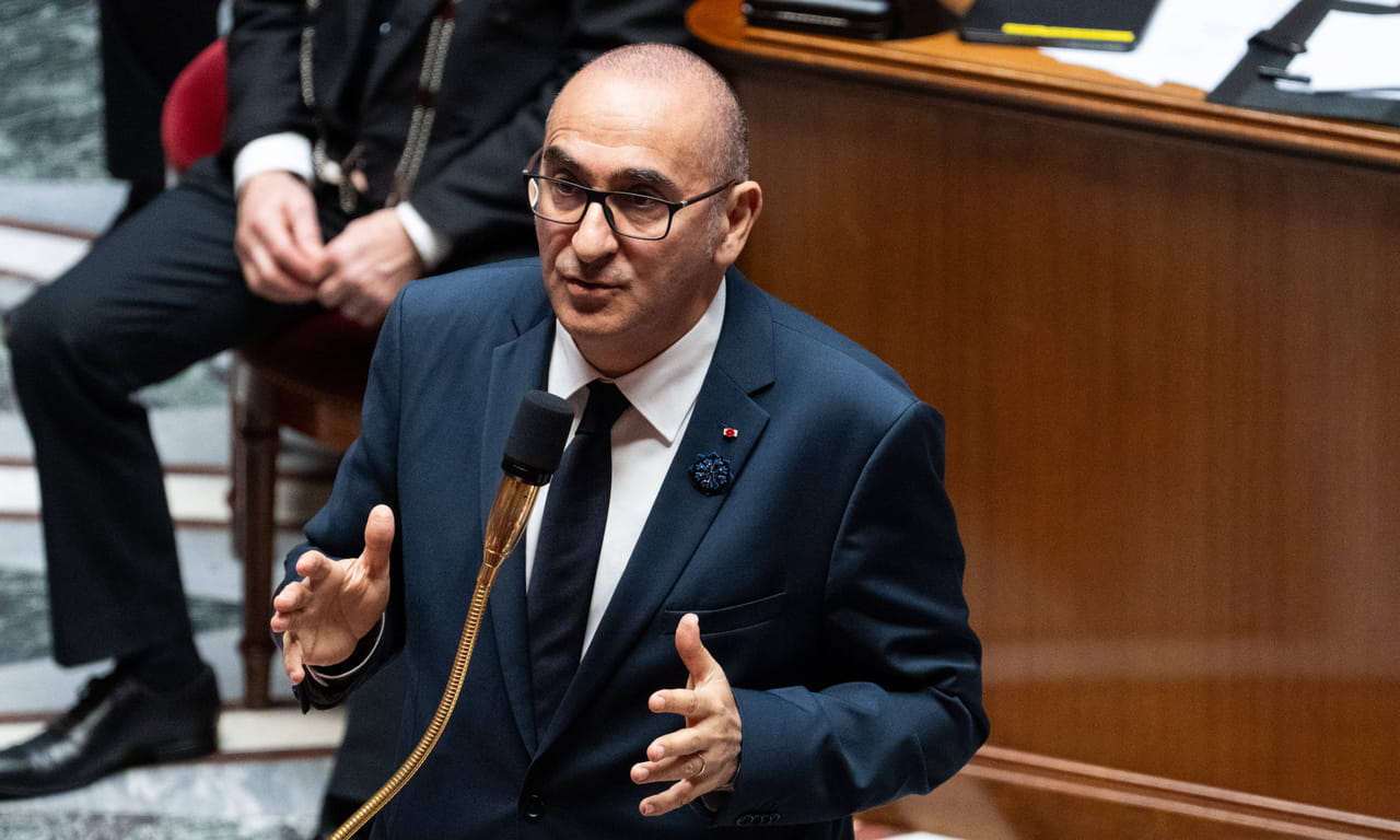 Pourquoi Laurent Nuñez a-t-il porté plainte contre l'humoriste Pierre-Emmanuel Barré ?