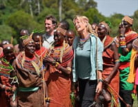 Rendez-vous en terre inconnue : Avec Estelle Lefébure