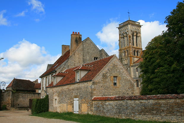 Vézelay, haut lieu de pèlerinage vers Saint-Jacques de Compostelle