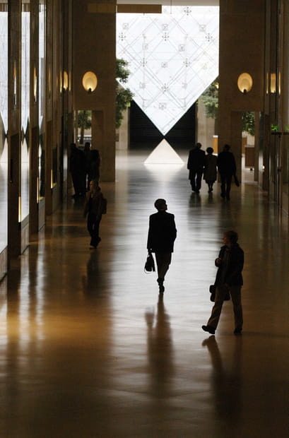 Le mystère de la pyramide inversée
