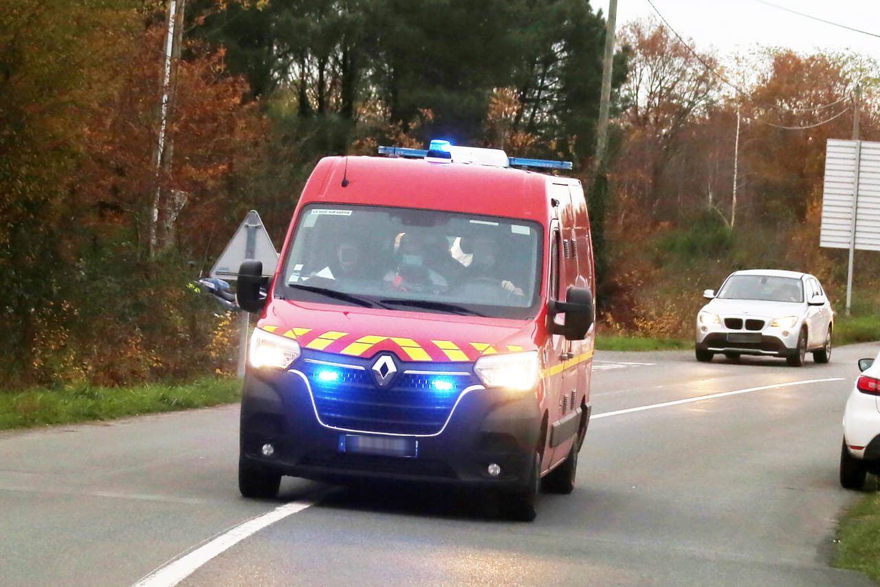 Accident de bus scolaire à Cahors : des enfants hospitalisés, que s'est-il passé ?