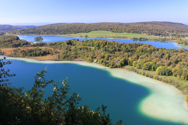 Des panoramas sublimes aux Pic de l'Aigle et Belvédère des 4 lacs
