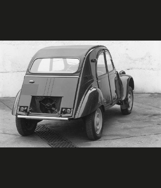 La 2&nbsp;CV de la Guardia Civil espagnole