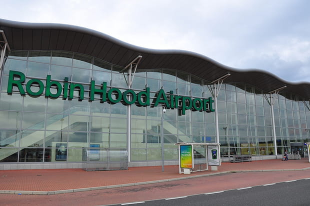 15 : L'aéroport de Doncaster-Sheffield Robin Hood (pour Nottingham)