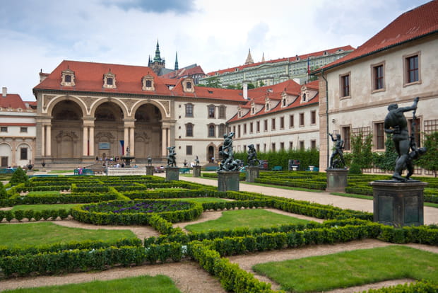 Le jardin Valdštejnská dans le quartier de Malá Strana