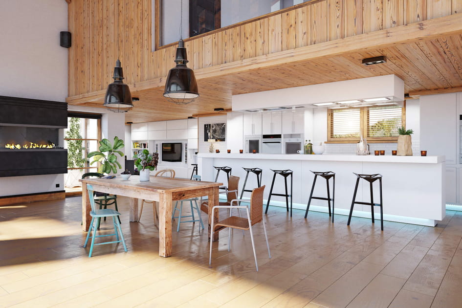 Une grande table en bois