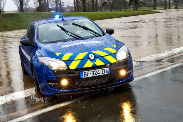 Véhicule d'intervention de la Gendarmerie