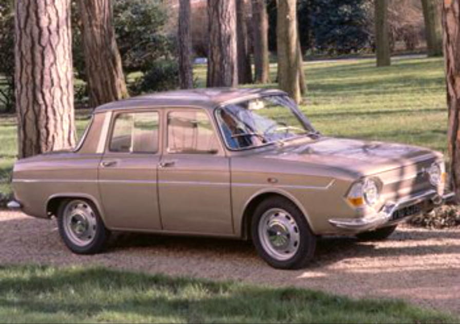 La Renault 10 de Fran&ccedil;oise Dorl&eacute;ac
