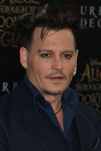 Johnny Depp accus&eacute; de violences conjugales