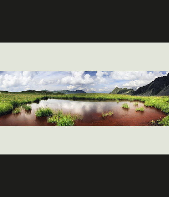 Lac Rouge dans le Beaufortain