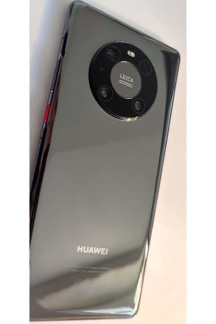 Un design sublime mais un t&eacute;l&eacute;phone un peu lourd