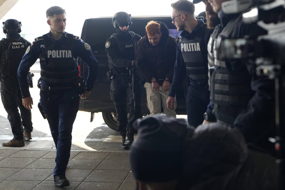 Amra s'amuse et d&eacute;clare&nbsp;: &quot;J'&eacute;tais en vacances&quot;