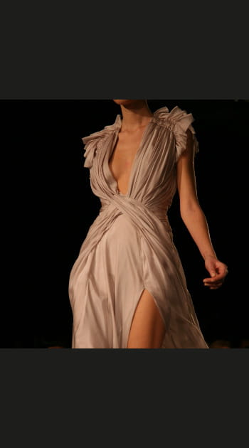 Une robe haute-couture