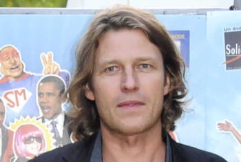 Le Zapping : son patron ne pourra pas être viré par Canal +