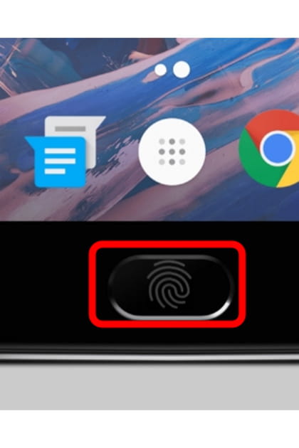 Le lecteur d'empreintes digitales, le bouton de notifications, la prise USB Type C
