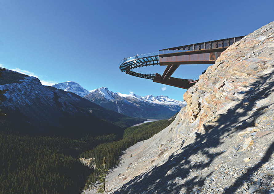 Le Glacier Skywalk des montagnes Rocheuses