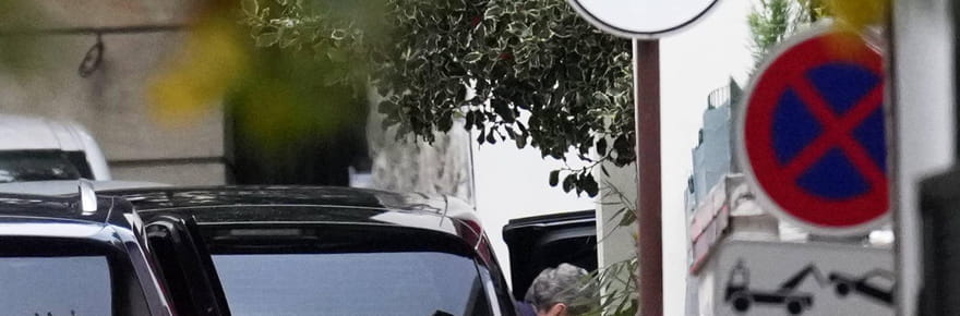 Nicolas Sarkozy sorti de prison&nbsp;: des images et des commentaires tr&egrave;s forts de l'ex-pr&eacute;sident