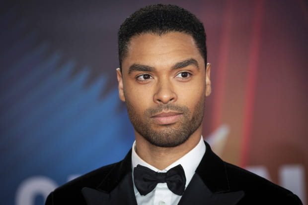 Les acteurs de La Chronique des Bridgerton sont-ils en couple ?