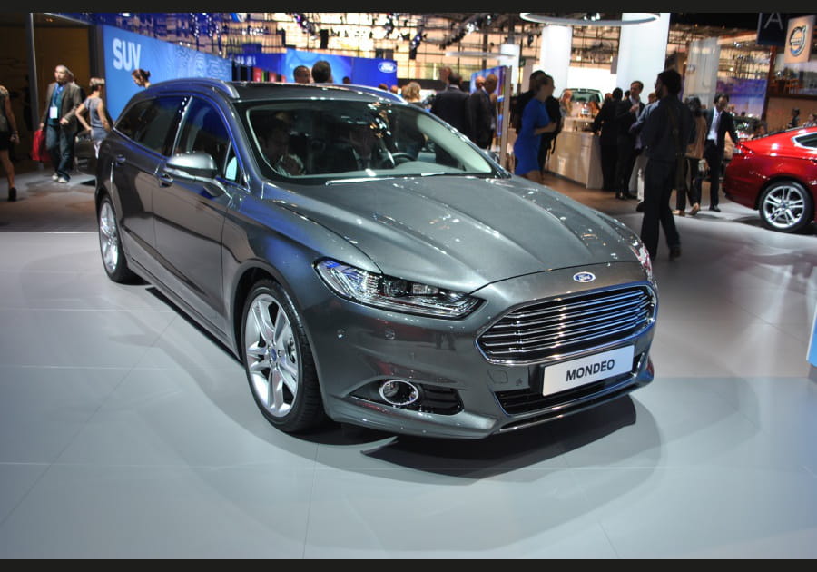 Ford Mondeo&nbsp;: sur&eacute;quip&eacute;e